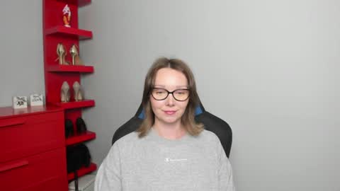 Zoe online show from 18, 6, 2026