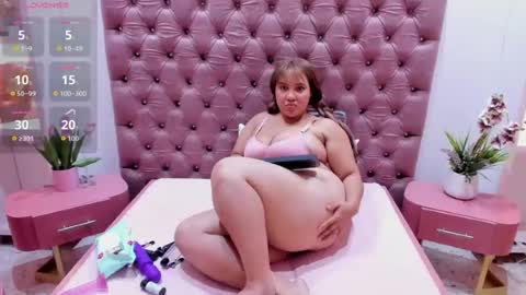 bella_rouge0 online show from 19, 6, 2026