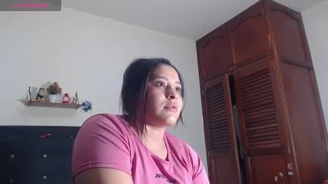 bella_xx9 online show from 11, 12, 2024