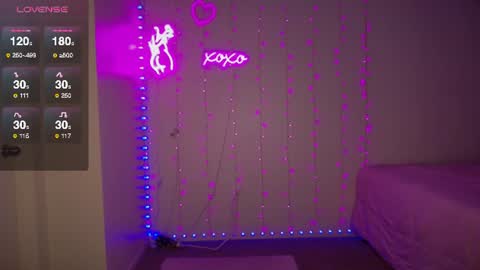 Snapshot of bellamonroee chatting on 15, 6, 2026 Bella Monroe online show from 15, 6, 2026
