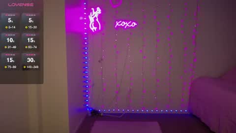 Snapshot of bellamonroee chatting on 16, 6, 2026 Bella Monroe online show from 16, 6, 2026
