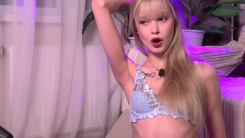 bellasecrettt online show from 15, 4, 2026
