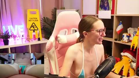 Alice online show from 24, 6, 2026