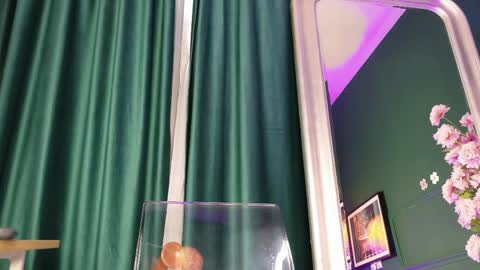 Snapshot of bettyvelvet chatting on 17, 4, 2026 Betty online show from 17, 4, 2026