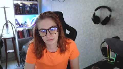 beverly_yay online show from 2, 5, 2026