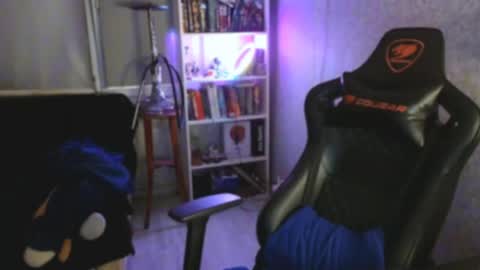 beverly_yay online show from 8, 5, 2026