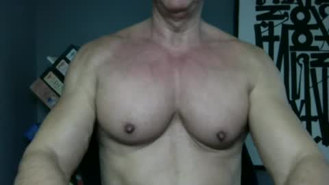 BGDKMUSCLEGUY - SELECTED BY CHATURBATE AS A TOP BROADCASTER FOR 2023 online show from 17, 6, 2026
