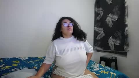 Bianca Tuesday to Sunday from 2am to 6am UTC-5 online show from 14, 6, 2026