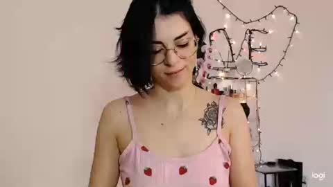 innasugarwild online show from 10, 6, 2026