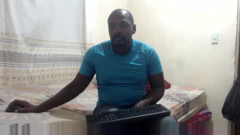 Snapshot of bigbeerblackxxl chatting on 4, 4, 2026 HARLEX onlyfans online show from 4, 4, 2026