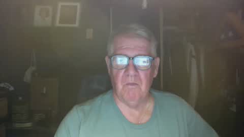 Snapshot of bigbeerdrinker1 chatting on 26, 4, 2026 bigbeerdrinker online show from 26, 4, 2026