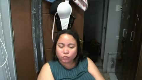 bigboobslyn online show from 12, 6, 2026