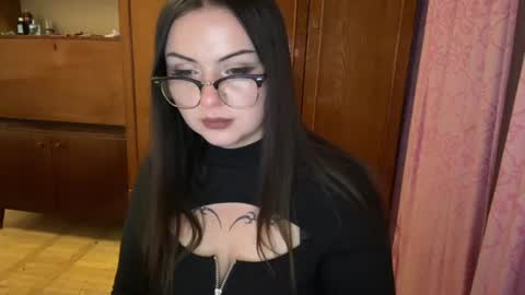 Annette  online show from 12, 6, 2026