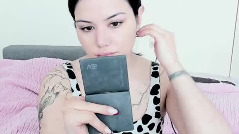 Snapshot of black_pant3r chatting on 20, 5, 2026 Mon Mon online show from 20, 5, 2026