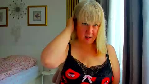 Nicole online show from 11, 6, 2026
