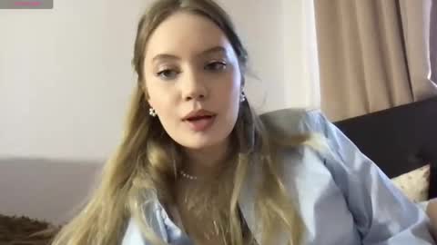 Blondy bunny online show from 29, 4, 2026