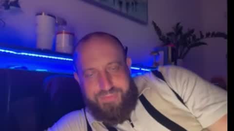 blue_eyes247 online show from 13, 6, 2026