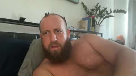 blue_eyes247 online show from 18, 6, 2026