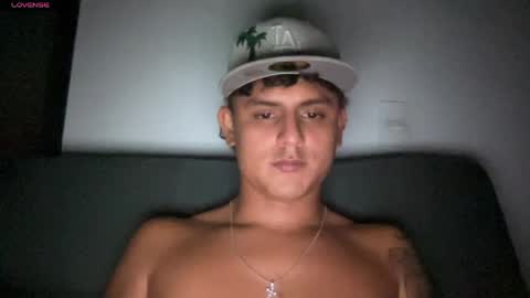 Bob  INDEPENDENT MODEL online show from 6, 6, 2026