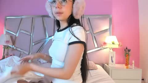 Bonnie  online show from 4, 5, 2026