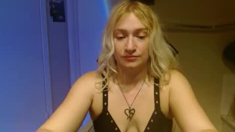 i am a naughty jedi knight online show from 17, 5, 2026