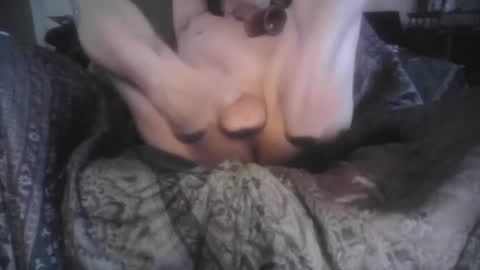 Snapshot of bri20fu chatting on 26, 6, 2026 raining down on me online show from 26, 6, 2026