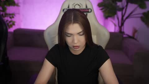 Diamonds Girls online show from 4, 6, 2026