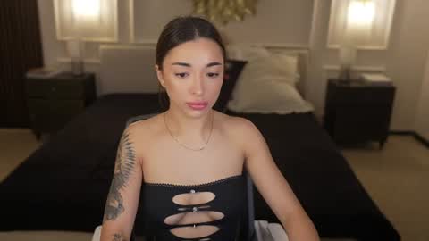 Diamonds Girls online show from 15, 6, 2026