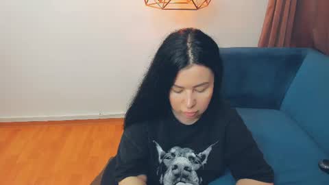 brilliantegirl_ online show from 15, 6, 2026