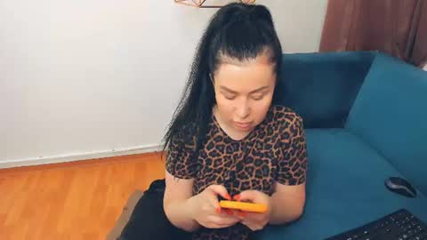 brilliantegirl_ online show from 16, 6, 2026