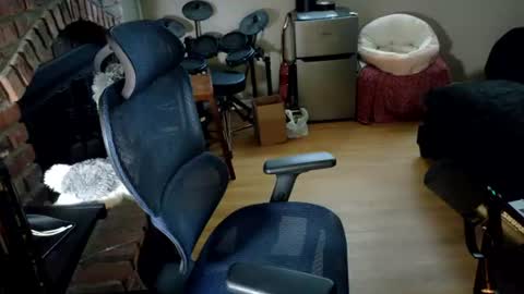 BubblebuttBdn online show from 12, 6, 2026