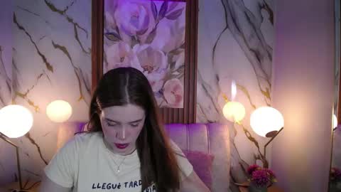 Snapshot of bunnyleahxxx chatting on 4, 6, 2026 ANASTASIA online show from 4, 6, 2026