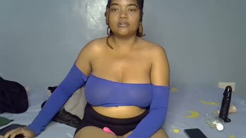 busty kenzi online show from 9, 6, 2026