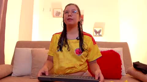 BUNNY BELLA online show from 18, 6, 2026