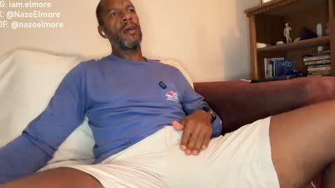 My name is Robert  Dont be shysay hi I love to chat. For requests or dirty talk please use tips  online show from 15, 6, 2026