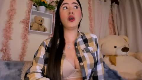 Camii Lopez online show from 19, 6, 2026