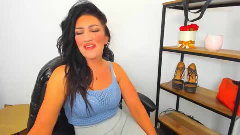 CamileEyes online show from 8, 12, 2024