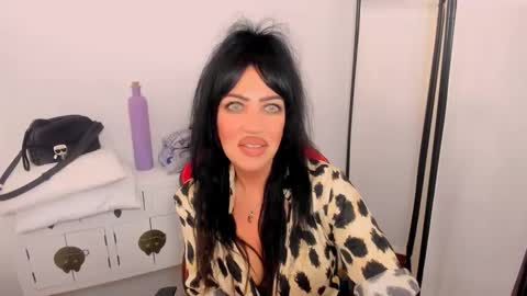 CamileEyes online show from 30, 12, 2024
