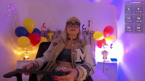 Candie  online show from 22, 6, 2026