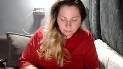 Laura online show from 15, 6, 2026