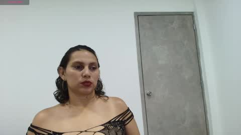 carlaantonellii online show from 16, 4, 2026