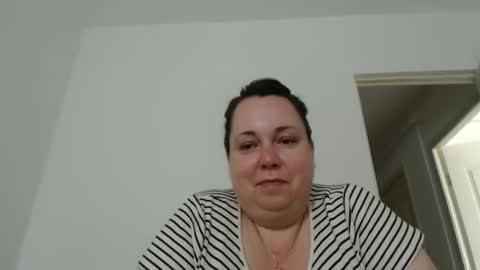 Carlaruth online show from 4, 6, 2026