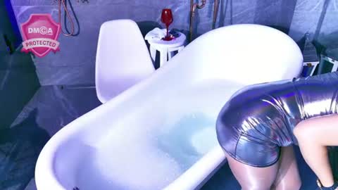 Snapshot of carlotta_ricci chatting on 11, 6, 2026 Carla Carla I am sensual goddes and i was born for loveworshipping and enjoyment. online show from 11, 6, 2026