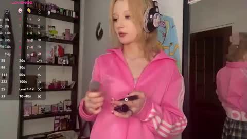 Elina online show from 25, 6, 2026
