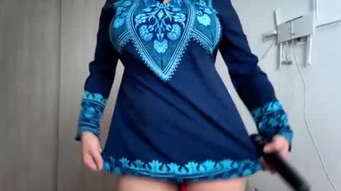 carmesix__ online show from 12, 6, 2026