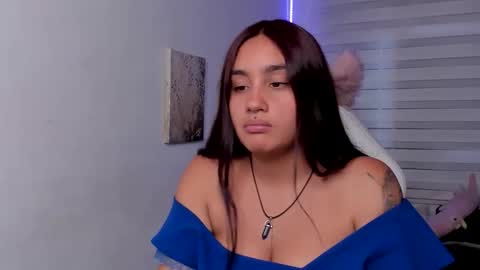 caroline_rodriguez_9 online show from 4, 6, 2026
