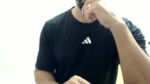 cashmastermuscle77 online show from 9, 6, 2026
