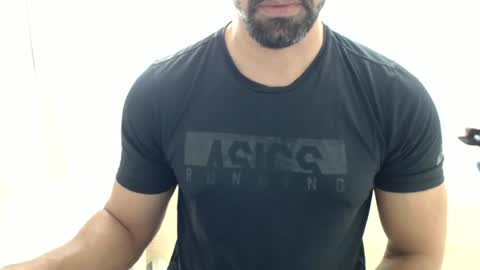 cashmastermuscle77 online show from 20, 6, 2026