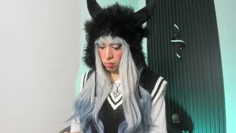 Catt Noir online show from 25, 6, 2026