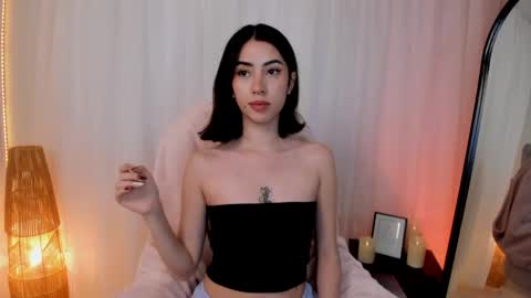 Snapshot of caty_loves chatting on 28, 5, 2026 Caty online show from 28, 5, 2026